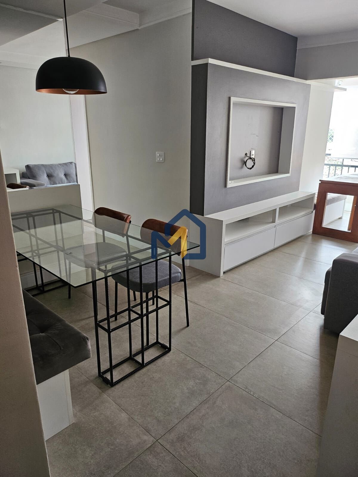 Apartamento mobiliado Jardim das Indústrias